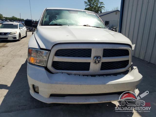 1C6RR7FG2KS735989 2019 RAM 1500 photo no. 5