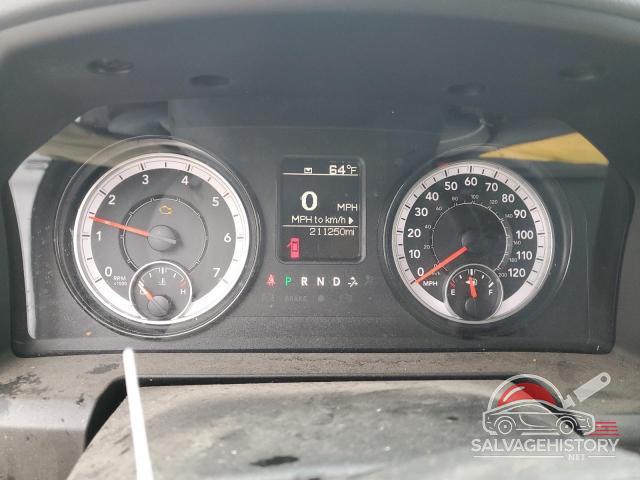 1C6RR7FG7KS583613 2019 RAM 1500 photo no. 9