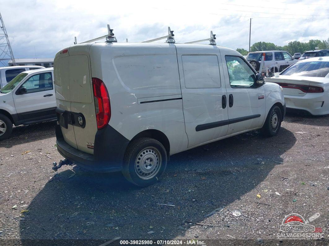 ZFBERFATXG6B05746 2016 RAM PROMASTER CITY photo no. 4