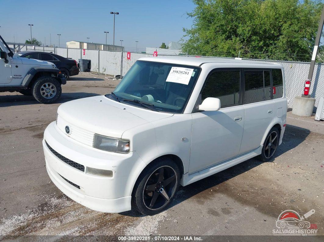 JTLKT324250212489 2005 SCION XB photo no. 2