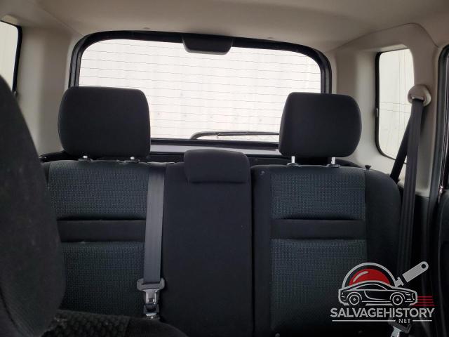 JTLKT324964083743 2006 SCION XB photo no. 10
