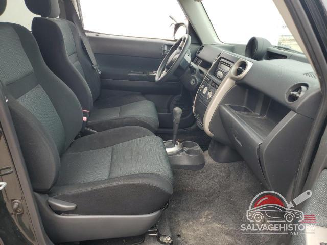 JTLKT324964083743 2006 SCION XB photo no. 7