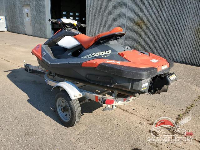 YDV49212A616 2016 SEAD JETSKI photo no. 3