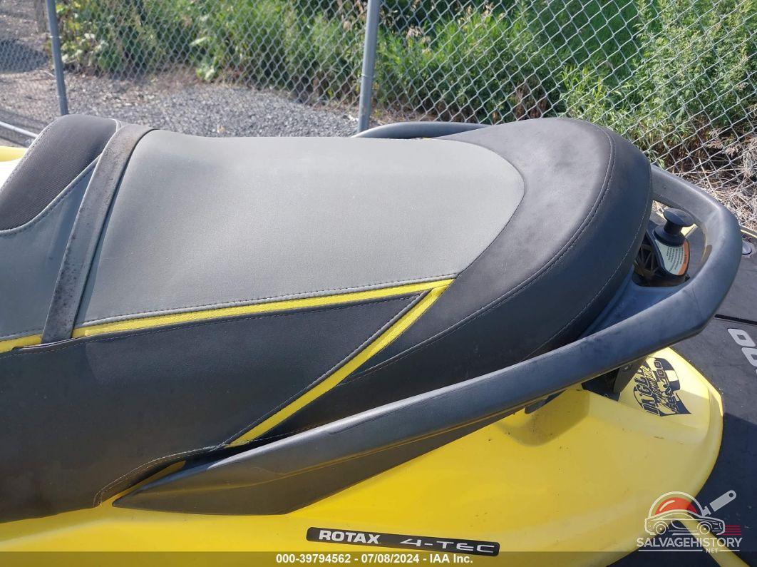 00000YDV12231A111 2011 SEADOO RXT-260 photo no. 4