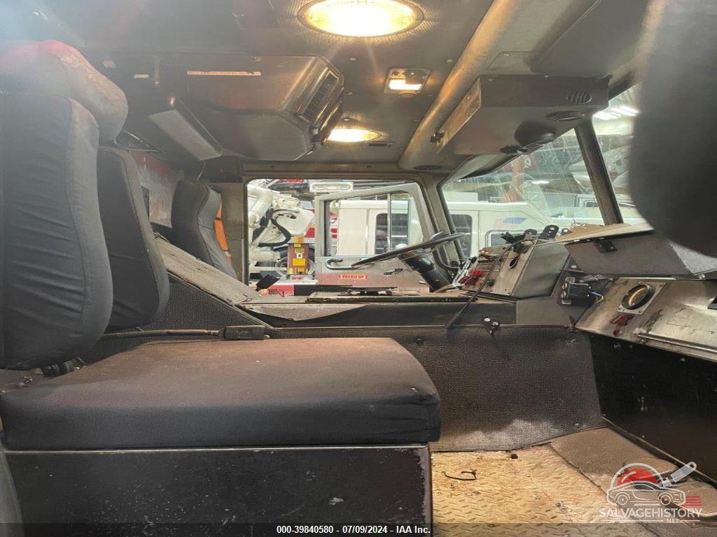 1F9HG38J21CST2079 2001 SEAGRAVE FIRE APPARATUS SEAGRAVE photo no. 5