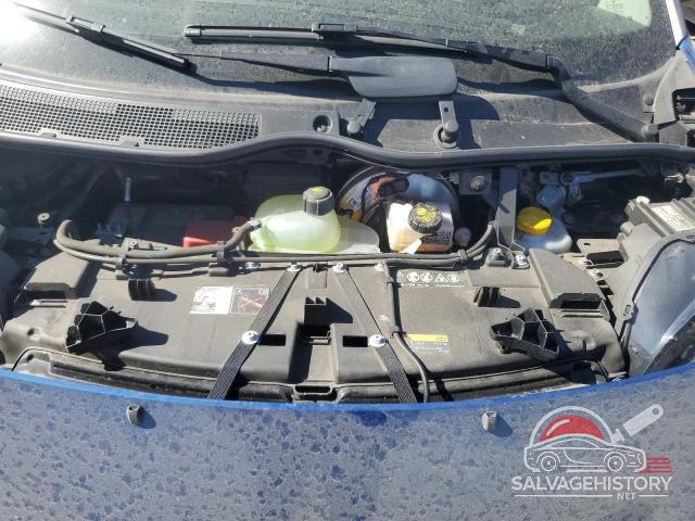 WMEFJ9BA5KK370600 2019 SMART FORTWO photo no. 11