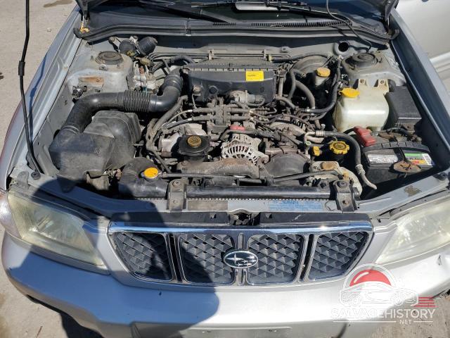 JF1SF65651H718563 2001 SUBARU FORESTER photo no. 12