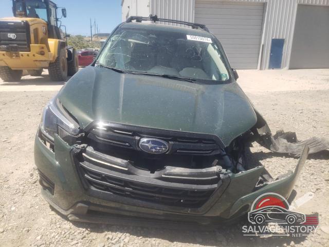 JF2SKAEC3NH491525 2022 SUBARU FORESTER photo no. 5