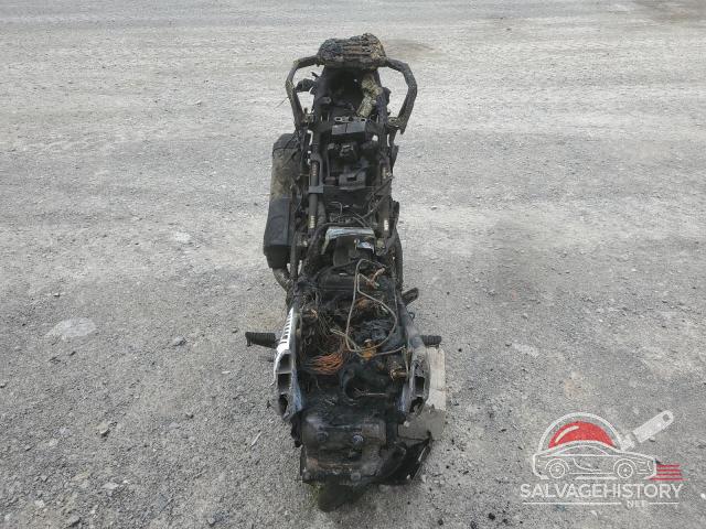 JS1VU51A8E2102781 2014 SUZUKI CYCLE DL photo no. 5