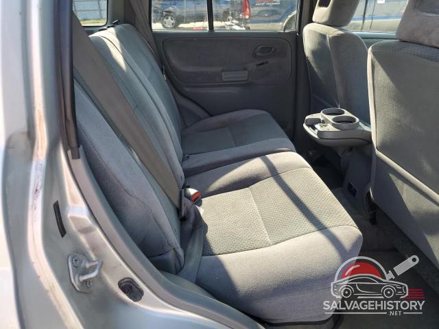 JS3TD62V854201613 2005 SUZUKI GR VITARA photo no. 11