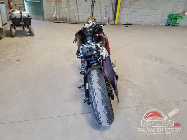 JS1GR7KA662105944 2006 SUZUKI GSX-R750 K photo no. 4