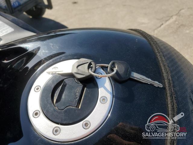 JS1GW71A372104276 2007 SUZUKI GSX1300 R photo no. 8