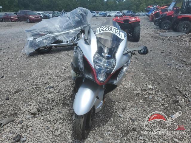 JS1EJ11BXN7100799 2022 SUZUKI GSX1300 RR photo no. 2