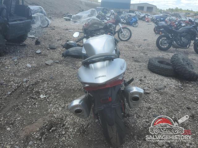 JS1EJ11BXN7100799 2022 SUZUKI GSX1300 RR photo no. 4