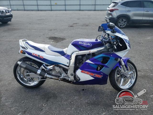 JS1GU75A1V2100109 1997 SUZUKI GSXR1100 photo no. 1