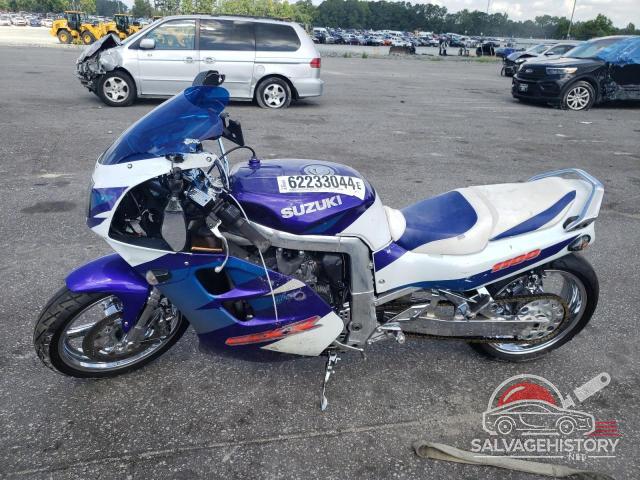 JS1GU75A1V2100109 1997 SUZUKI GSXR1100 photo no. 3