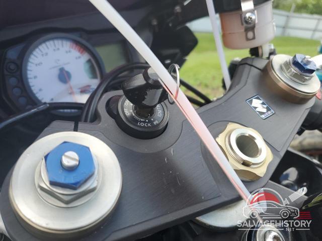 JS1GN7DA972118309 2007 SUZUKI GSXR600 photo no. 8
