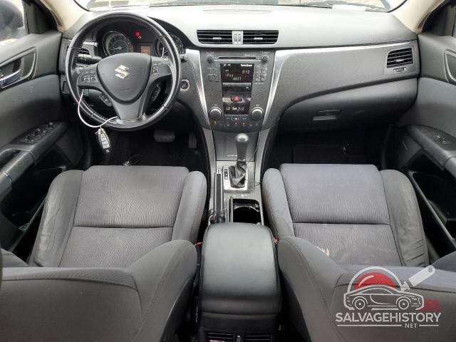 JS2RF9A55A6100510 2010 SUZUKI KIZASHI photo no. 8