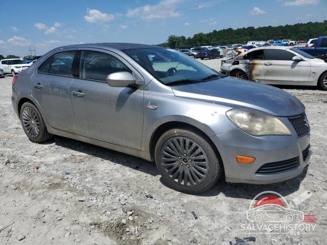 JS2RE9A3XC6100779 2012 SUZUKI KIZASHI photo no. 4