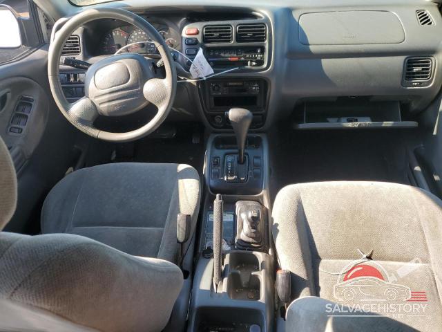 2S3TD52V7Y6109728 2000 SUZUKI VITARA photo no. 8