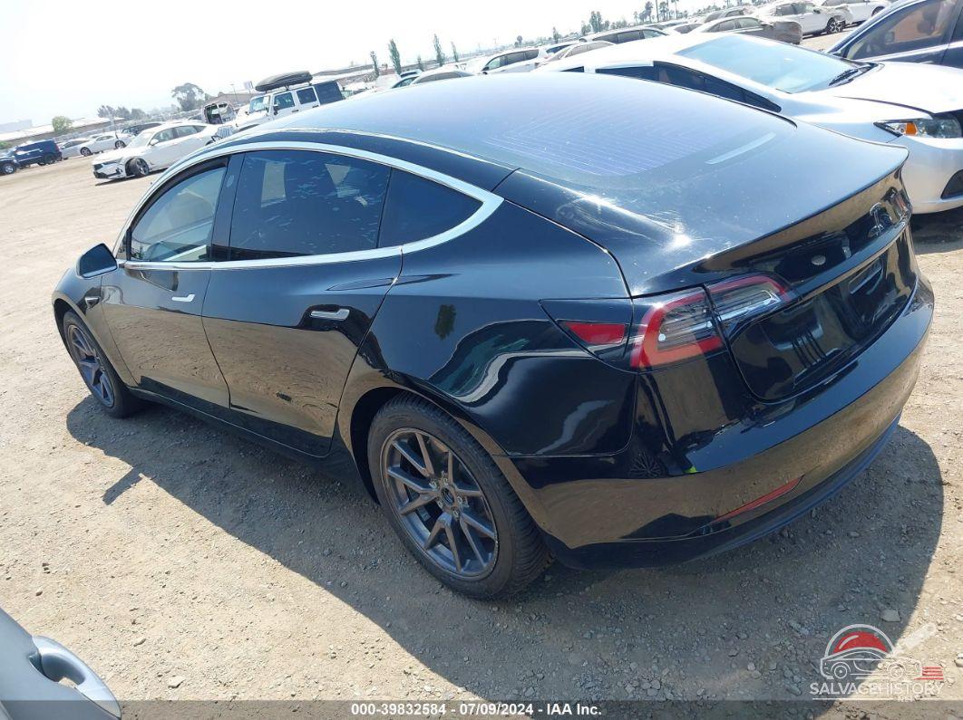 5YJ3E1EA1JF011355 2018 TESLA MODEL 3 photo no. 3