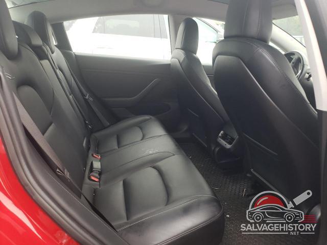 5YJ3E1EA3JF058449 2018 TESLA MODEL 3 photo no. 10