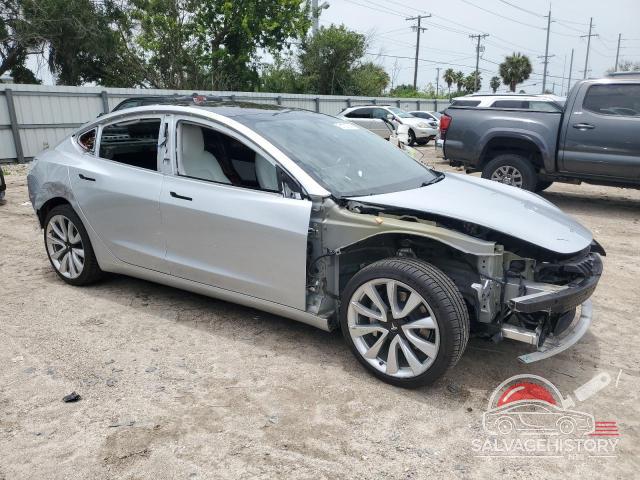 5YJ3E1EB0JF097282 2018 TESLA MODEL 3 photo no. 4