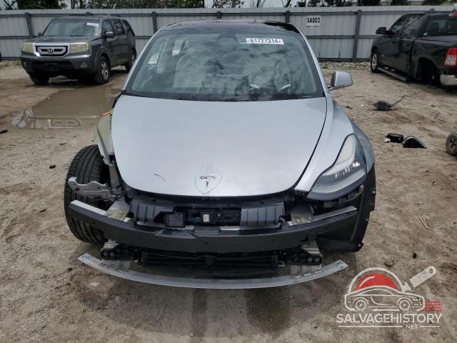 5YJ3E1EB0JF097282 2018 TESLA MODEL 3 photo no. 5