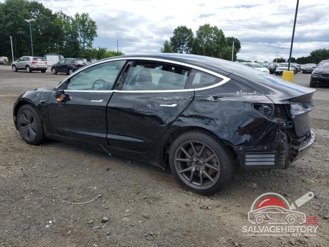 5YJ3E1EB4JF127416 2018 TESLA MODEL 3 photo no. 2