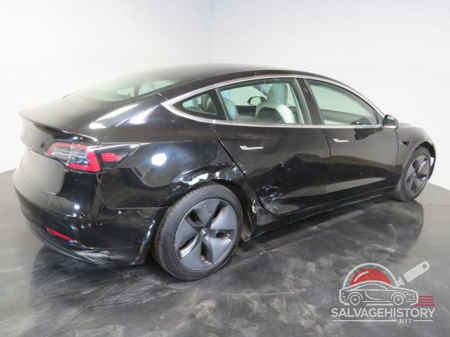 5YJ3E1EA6KF301575 2019 TESLA MODEL 3 photo no. 4