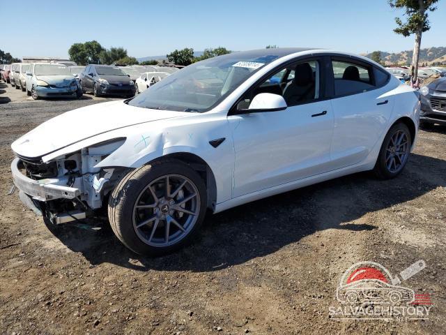 5YJ3E1EA6PF598211 2023 TESLA MODEL 3 photo no. 13