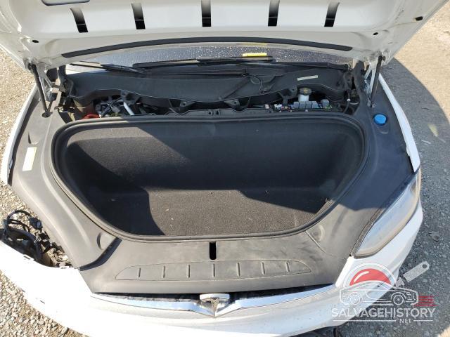 5YJXCAE26GF008671 2016 TESLA MODEL X photo no. 12