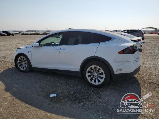 5YJXCAE26GF008671 2016 TESLA MODEL X photo no. 2