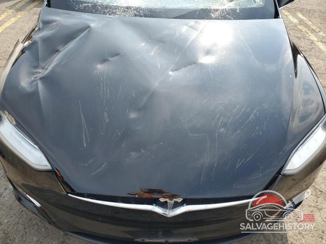 5YJXCDE29GF029452 2016 TESLA MODEL X photo no. 11