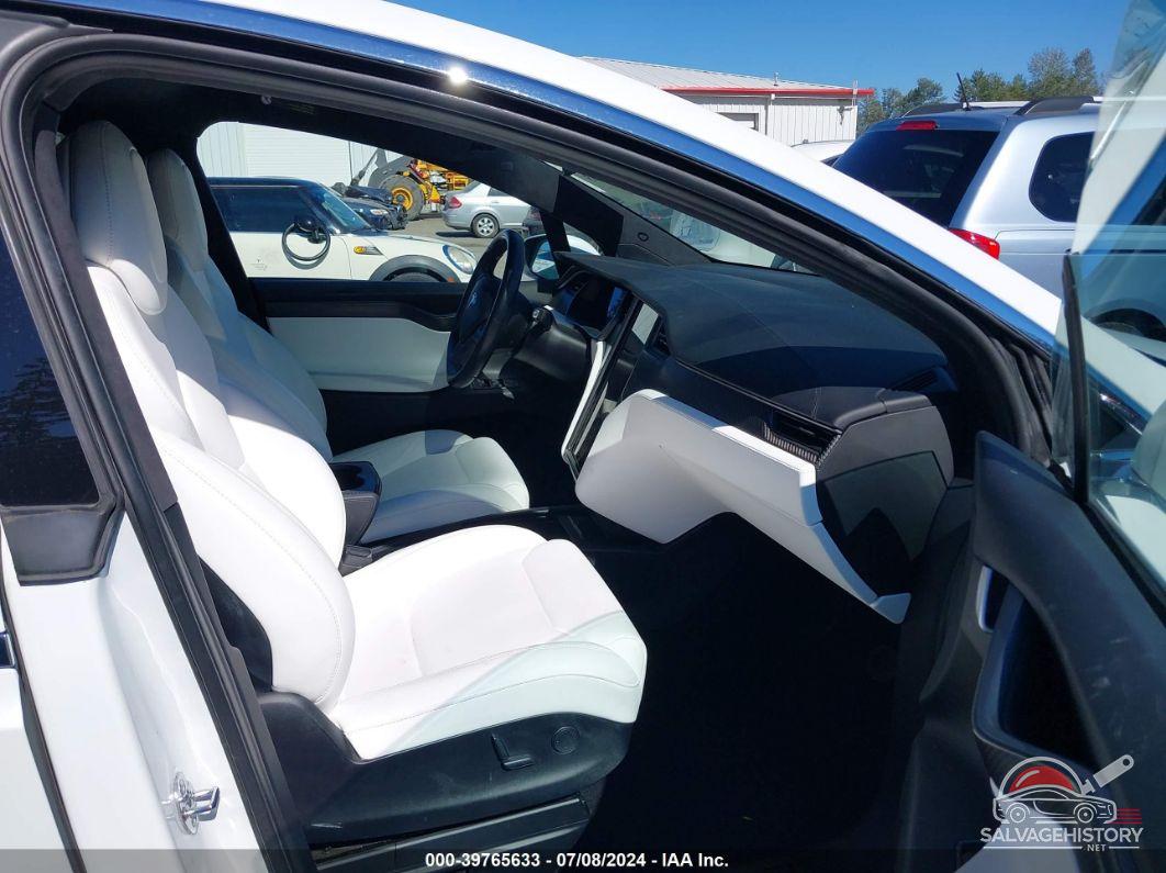 5YJXCDE29JF103413 2018 TESLA MODEL X photo no. 5