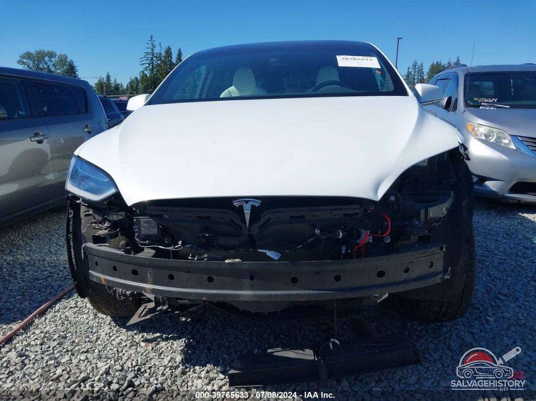 5YJXCDE29JF103413 2018 TESLA MODEL X photo no. 6