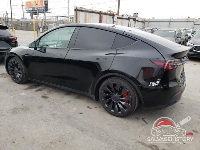 5YJYGDEF4MF209476 2021 TESLA MODEL Y photo no. 2