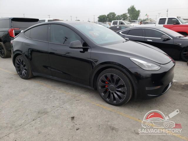 5YJYGDEF4MF209476 2021 TESLA MODEL Y photo no. 4