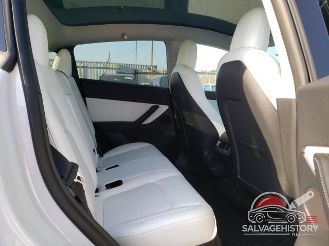 7SAYGDEE2NF358111 2022 TESLA MODEL Y photo no. 11