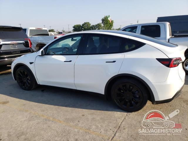 7SAYGDEE2NF358111 2022 TESLA MODEL Y photo no. 2
