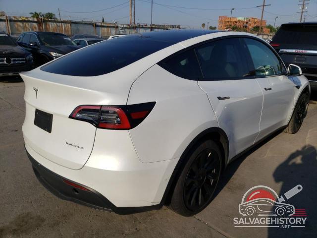7SAYGDEE2NF358111 2022 TESLA MODEL Y photo no. 3