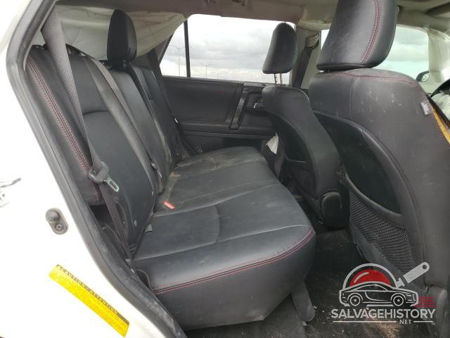 JTEBU5JR9K5716002 2019 TOYOTA 4RUNNER photo no. 10