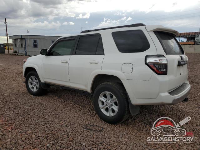 JTEBU5JR9K5716002 2019 TOYOTA 4RUNNER photo no. 2