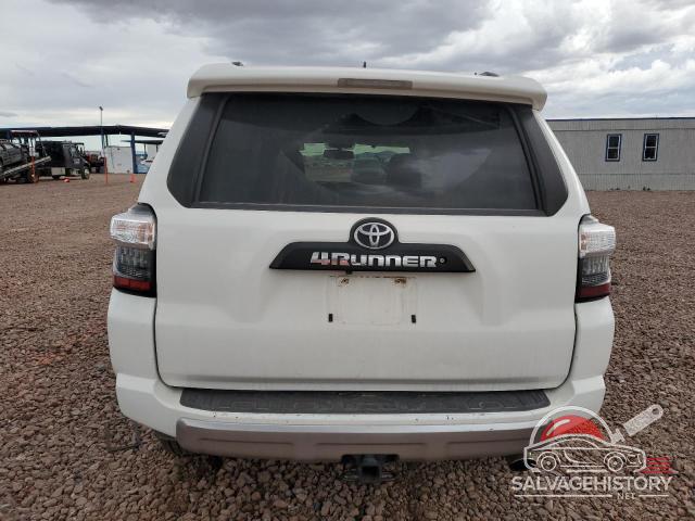 JTEBU5JR9K5716002 2019 TOYOTA 4RUNNER photo no. 6