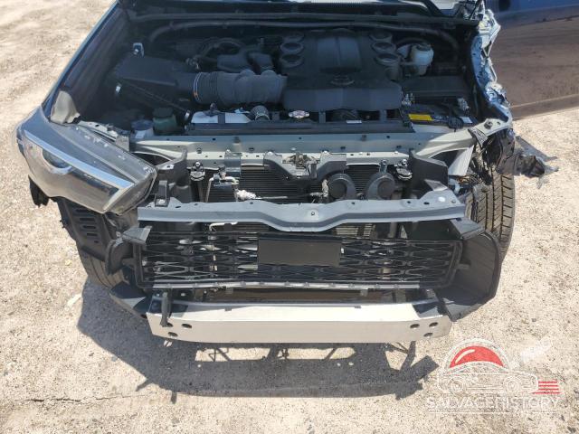 JTEFU5JR8N5265151 2022 TOYOTA 4RUNNER photo no. 11