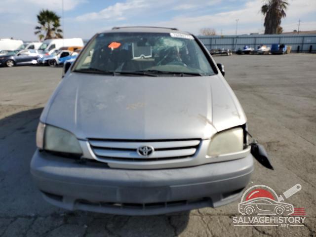 4T3ZF13C91U375061 2001 TOYOTA All Models photo no. 5