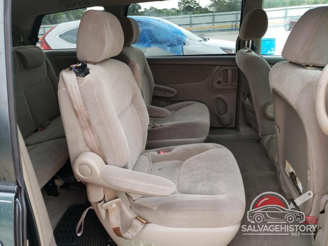 5TDZA22C44S186071 2004 TOYOTA All Models photo no. 11
