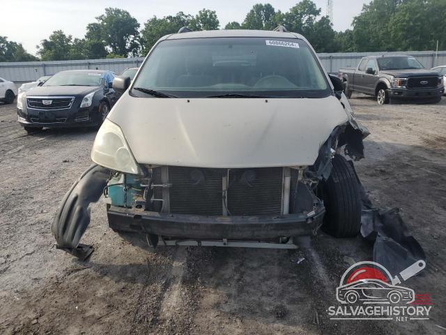5TDZA23C04S185403 2004 TOYOTA All Models photo no. 5
