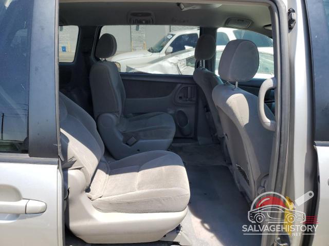 5TDZA23C14S176547 2004 TOYOTA All Models photo no. 11