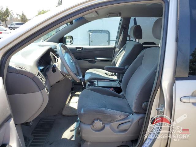 5TDZA23C14S176547 2004 TOYOTA All Models photo no. 7
